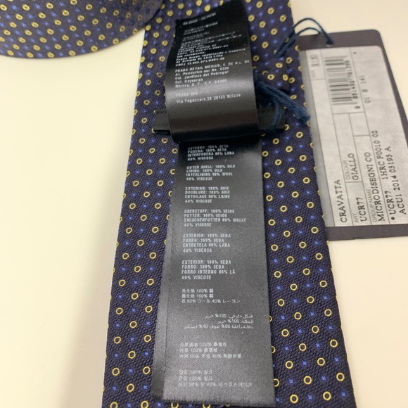 Prada Cravatta Microdisegni Navy Blue and Gold Dots 100% Silk Tie New with Tag - Picture 4 of 8